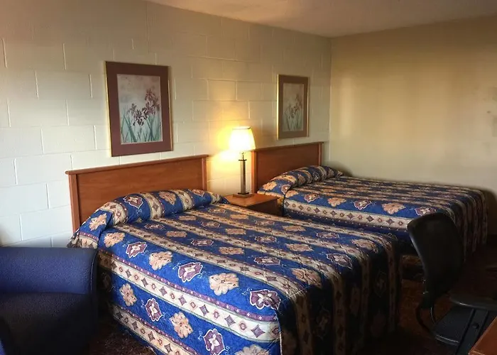 Country Host Motel